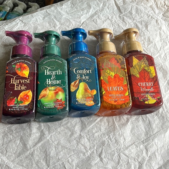 Bath & Body Works Bath & Body Nwt Bath And Body Works Gentle Foaming Hand Soap 5 Pieces 875